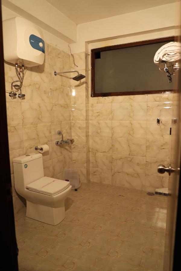 Hotel Hukam'S Holiday Home קאסול מראה חיצוני תמונה